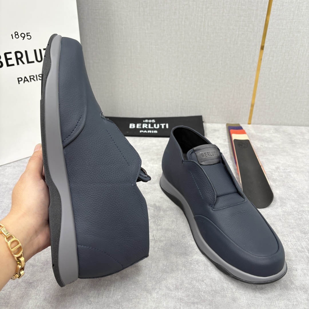 💋💍Berlut* 布鲁提 独家新品 推出Echappée 系列漫步鞋履 官方 10,400 全新的的非