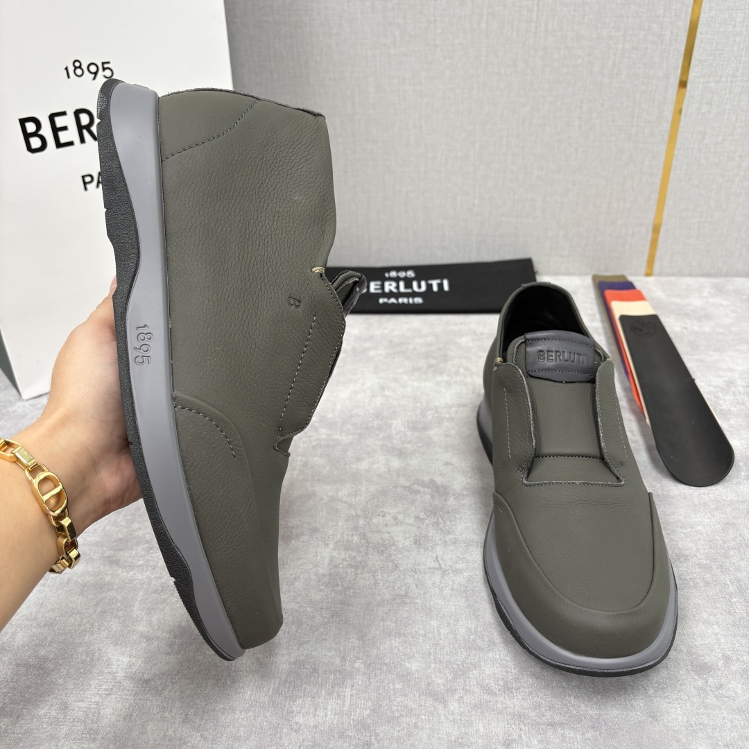 💋💍Berlut* 布鲁提 独家新品 推出Echappée 系列漫步鞋履 官方 10,400 全新的的非
