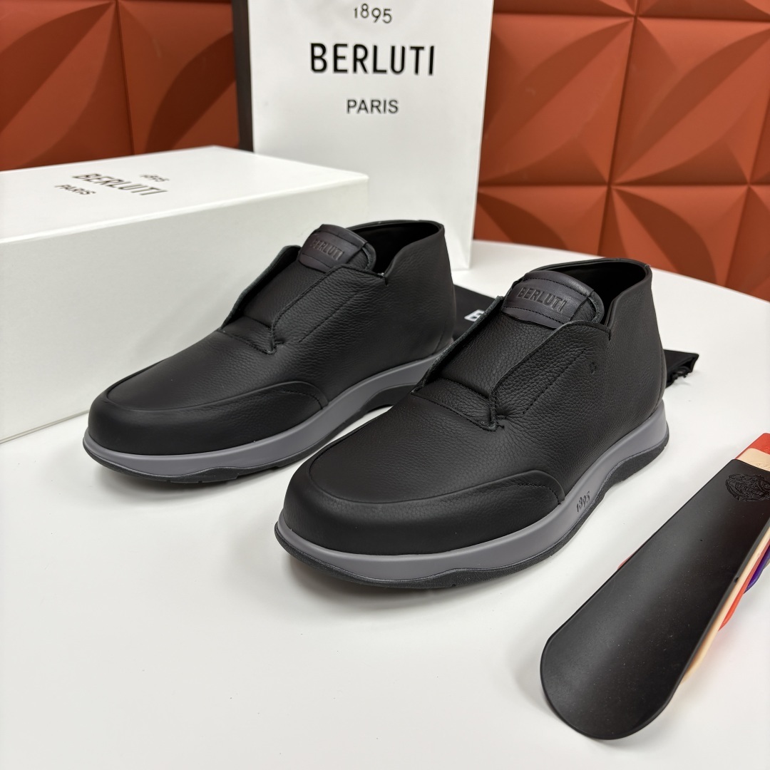 💋💍Berlut* 布鲁提 独家新品 推出Echappée 系列漫步鞋履 官方 10,400 全新的的非