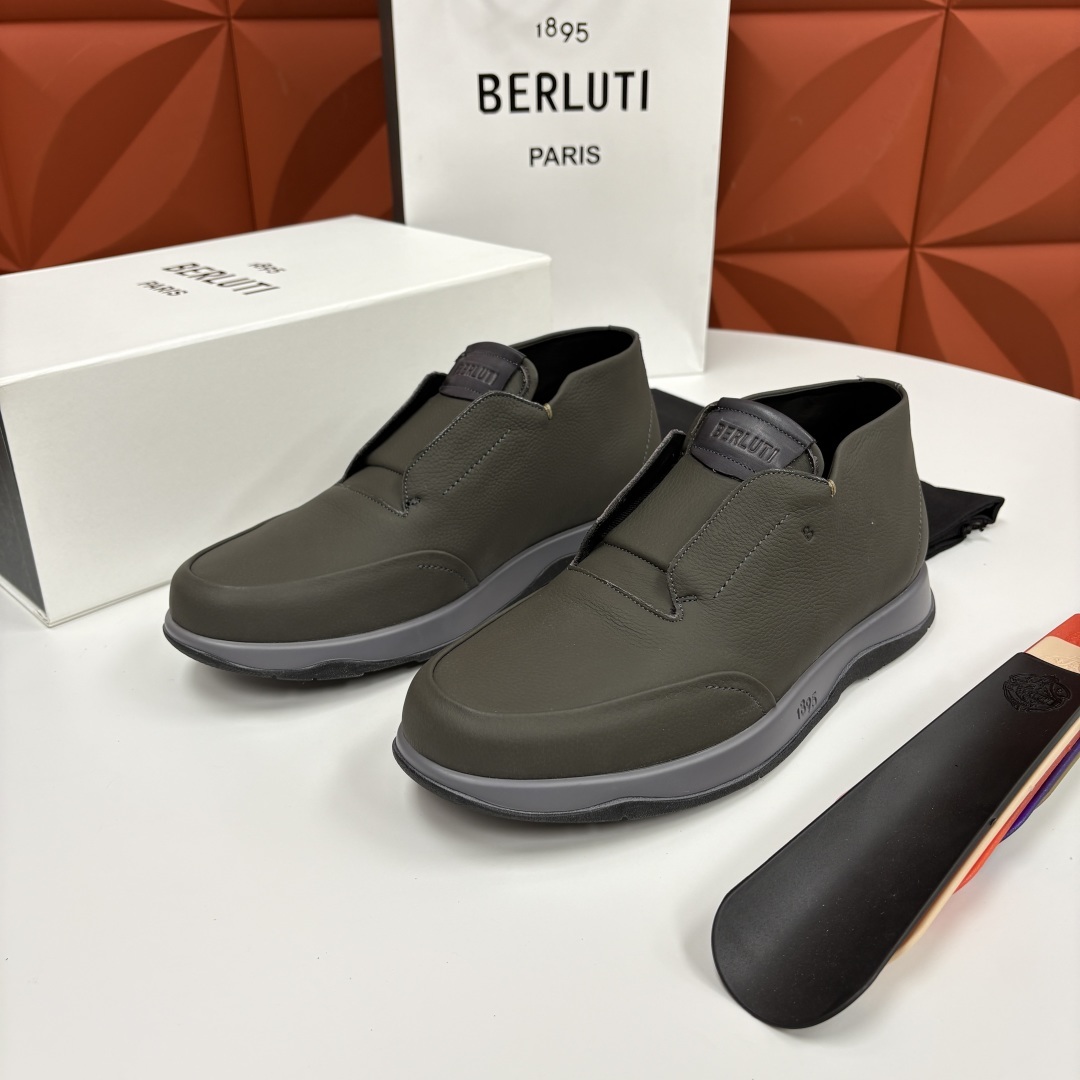 💋💍Berlut* 布鲁提 独家新品 推出Echappée 系列漫步鞋履 官方 10,400 全新的的非