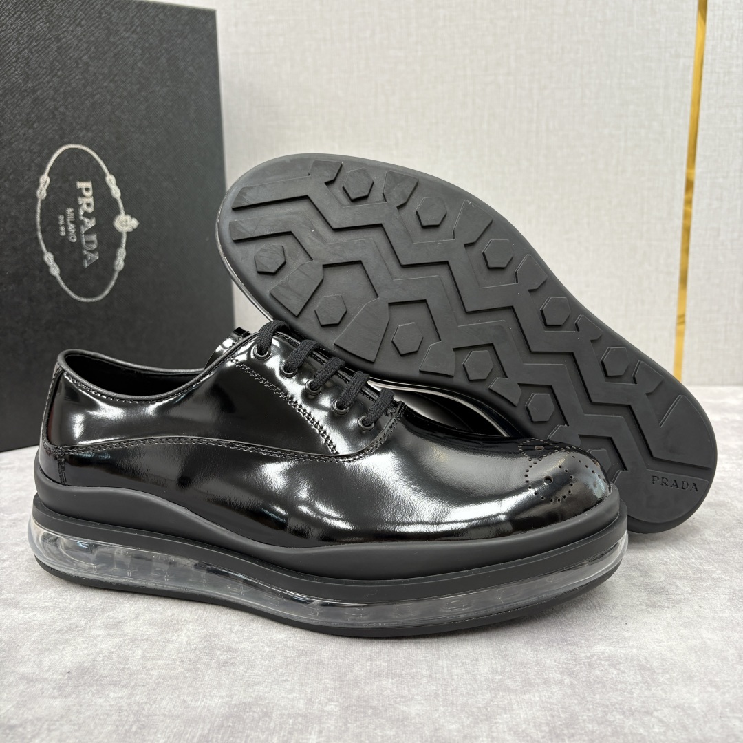 💋💍P家新品 PRAD*/普拉-达 新款休闲正装气垫皮革运动鞋 这款气垫运动板鞋采用进口开边珠/柔软腊面