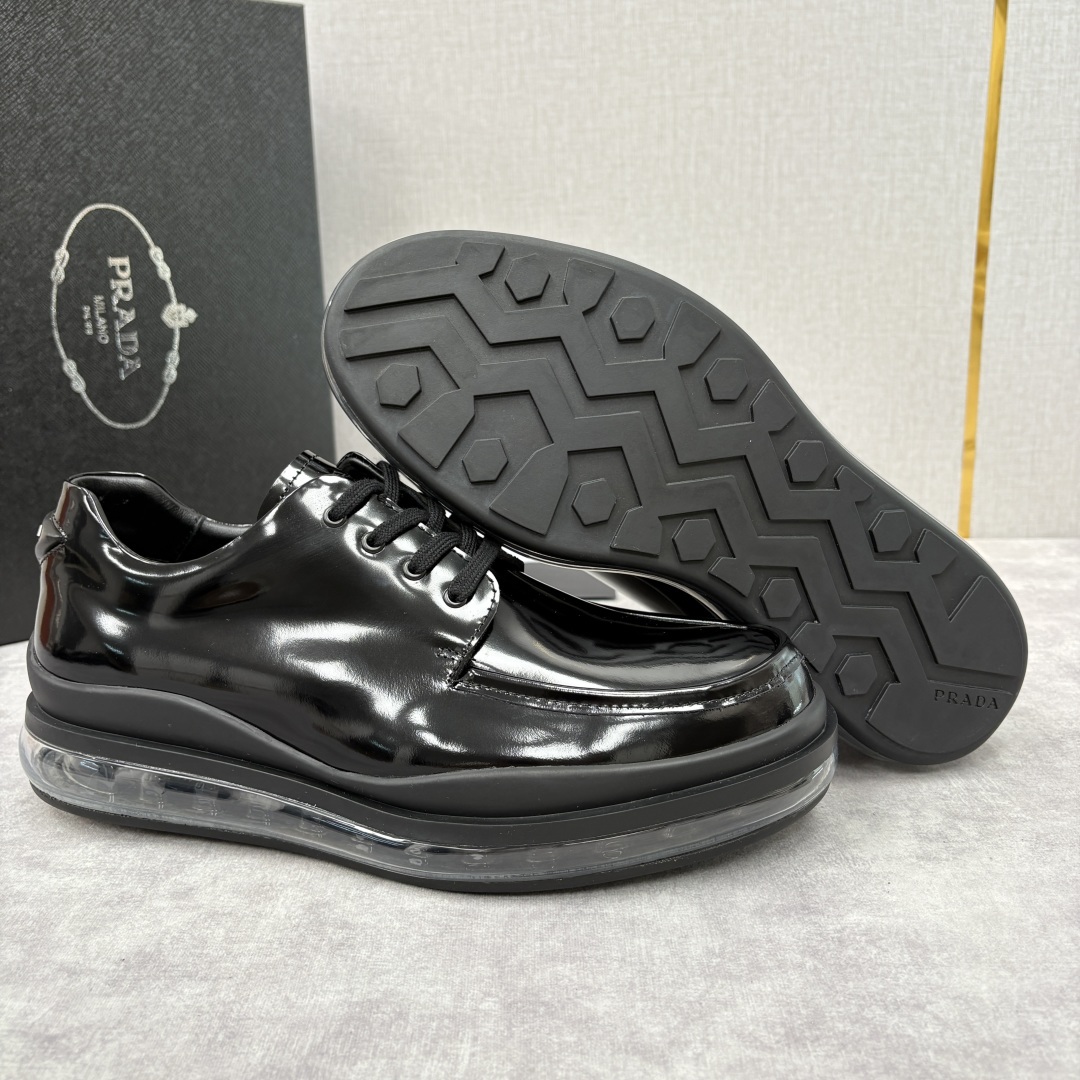 💋💍P家新品 PRAD*/普拉-达 新款休闲正装气垫皮革运动鞋 这款气垫运动板鞋采用进口开边珠/柔软腊面