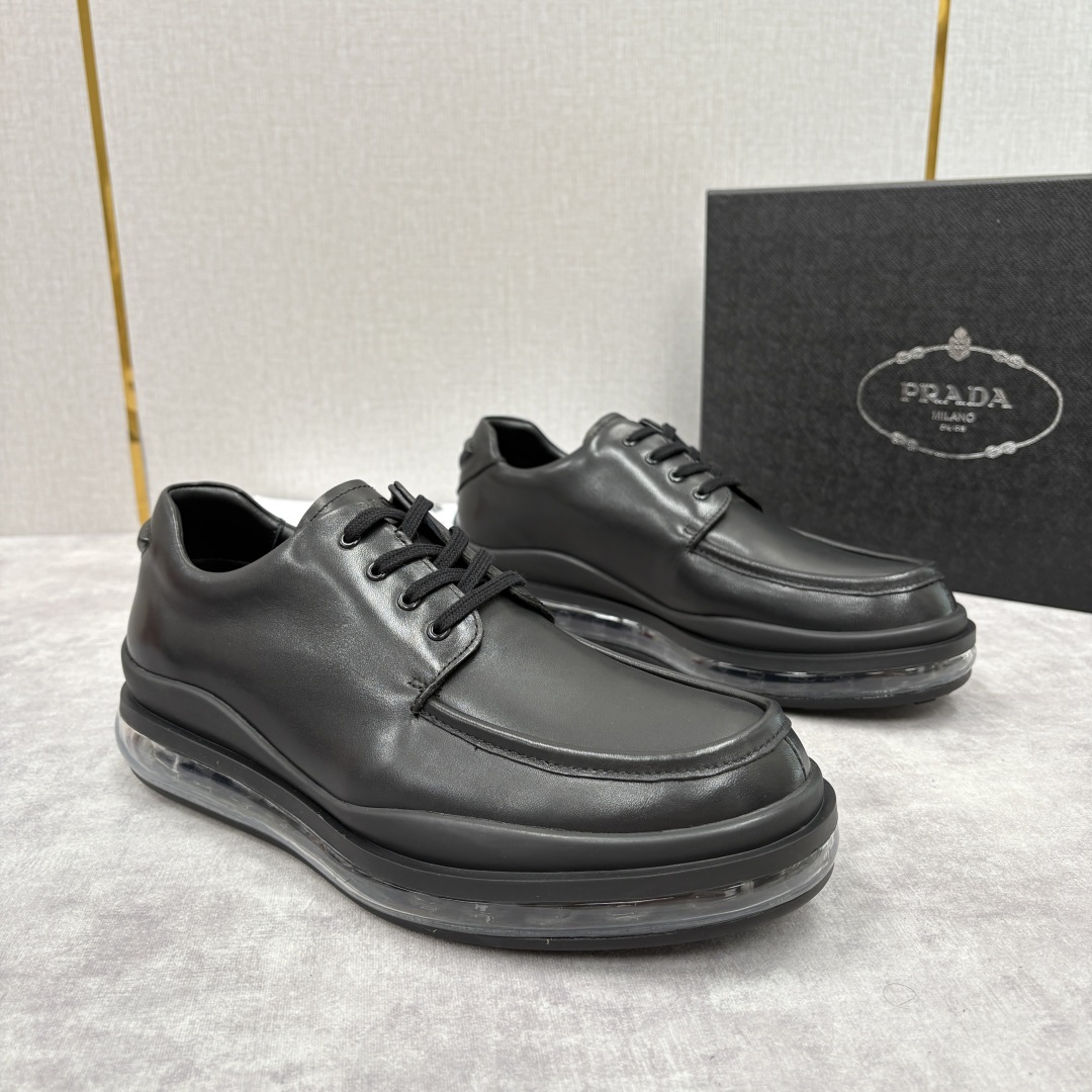 💋💍P家新品 PRAD*/普拉-达 新款休闲正装气垫皮革运动鞋 这款气垫运动板鞋采用进口开边珠/柔软腊面