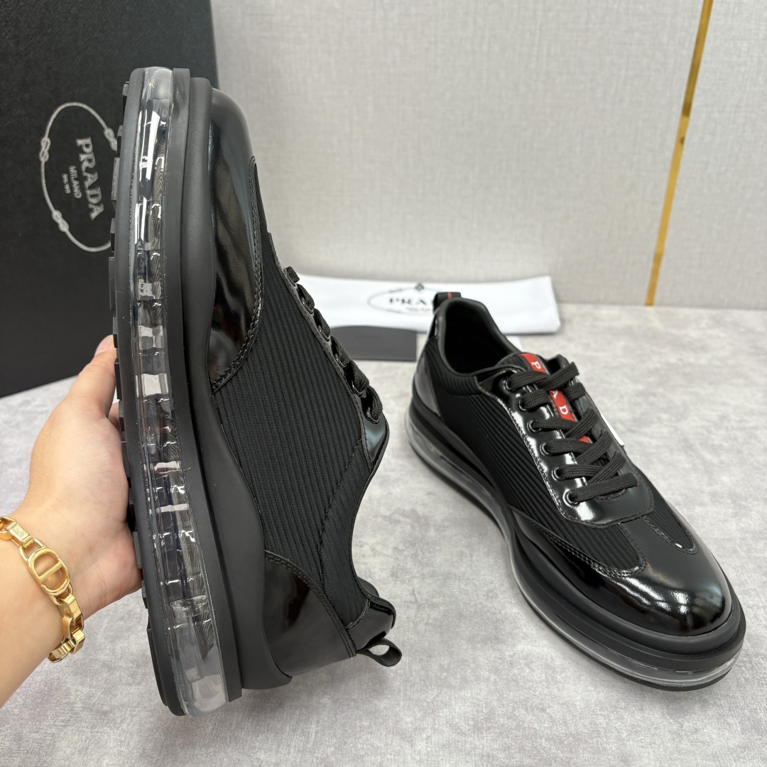 💋💍P家新品 PRAD*/普拉-达 新款休闲正装气垫皮革运动鞋 这款气垫运动板鞋采用进口开边珠/柔软腊面