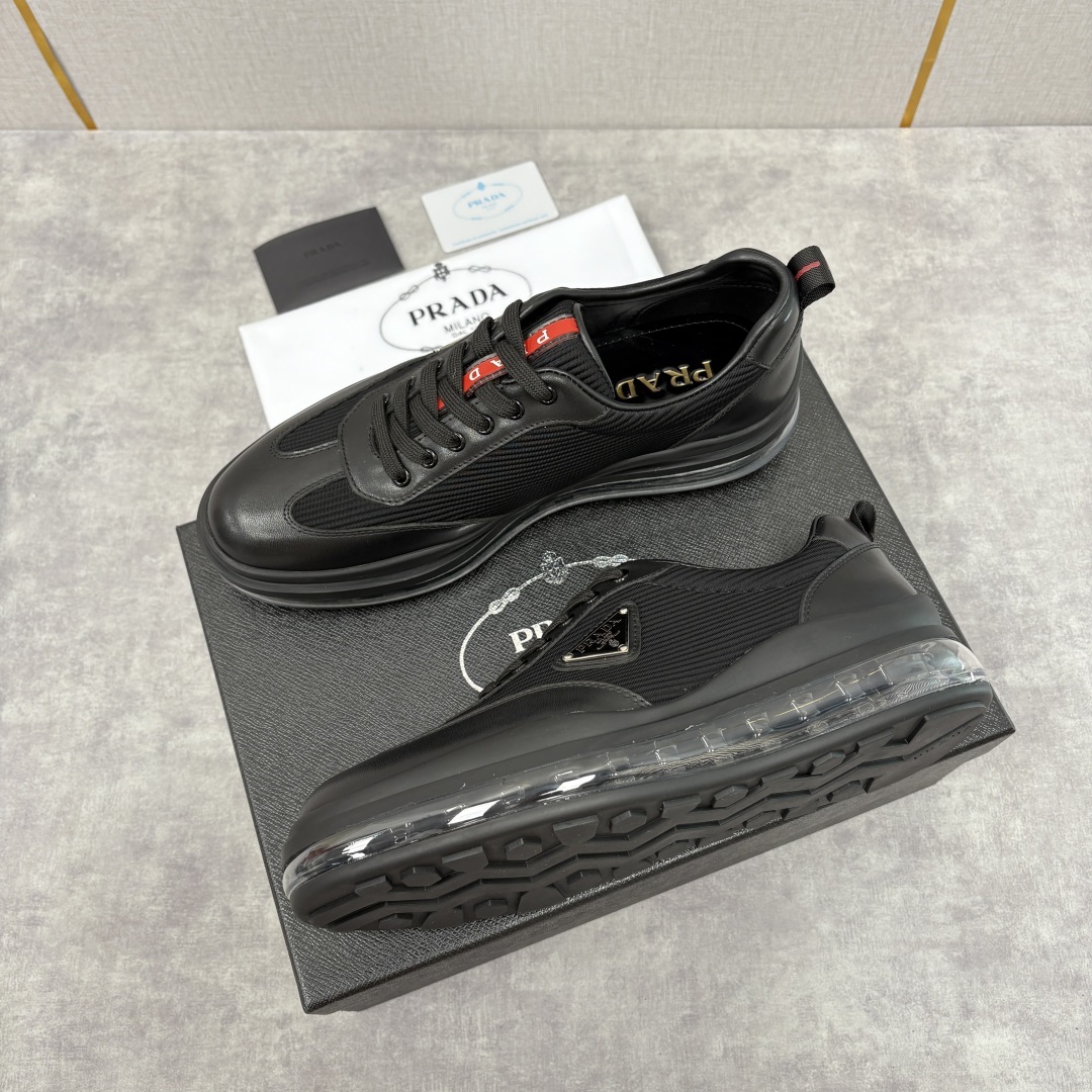 💋💍P家新品 PRAD*/普拉-达 新款休闲正装气垫皮革运动鞋 这款气垫运动板鞋采用进口开边珠/柔软腊面