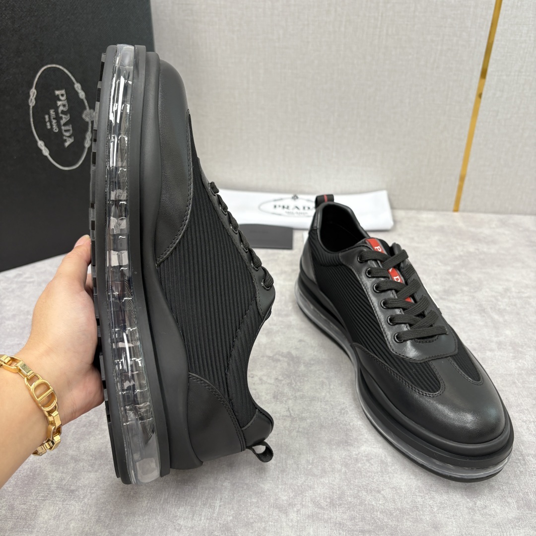 💋💍P家新品 PRAD*/普拉-达 新款休闲正装气垫皮革运动鞋 这款气垫运动板鞋采用进口开边珠/柔软腊面