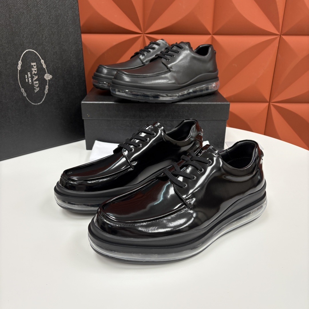 💋💍P家新品 PRAD*/普拉-达 新款休闲正装气垫皮革运动鞋 这款气垫运动板鞋采用进口开边珠/柔软腊面