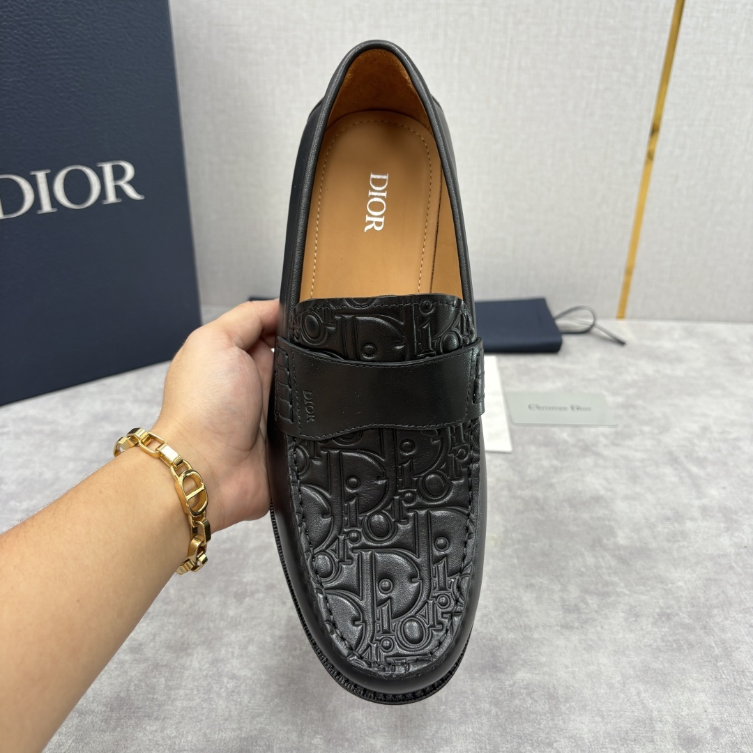 💋💍CD家新品 DIO* Granville 乐福鞋 一脚蹬皮鞋 官方 9,300 这款Dio* Gra