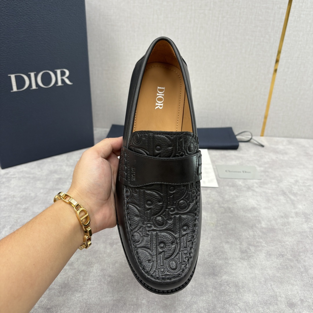 💋💍CD家新品 DIO* Granville 乐福鞋 一脚蹬皮鞋 官方 9,300 这款Dio* Gra