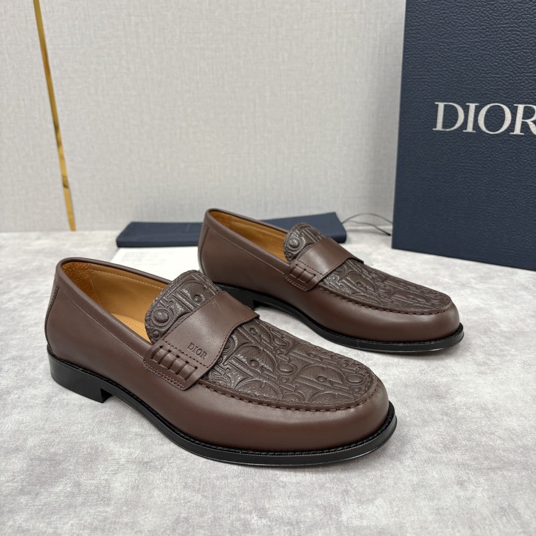 💋💍CD家新品 DIO* Granville 乐福鞋 一脚蹬皮鞋 官方 9,300 这款Dio* Gra