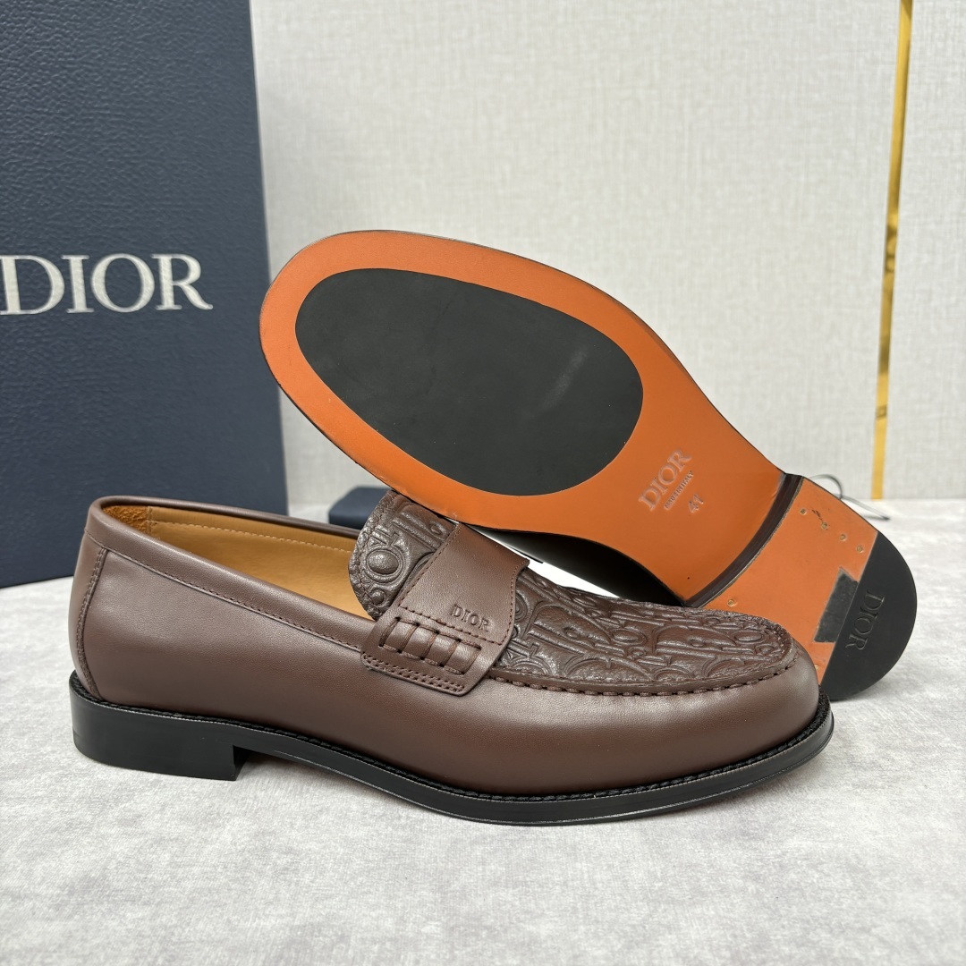 💋💍CD家新品 DIO* Granville 乐福鞋 一脚蹬皮鞋 官方 9,300 这款Dio* Gra