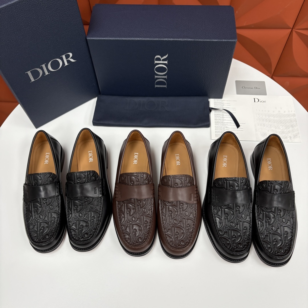 💋💍CD家新品 DIO* Granville 乐福鞋 一脚蹬皮鞋 官方 9,300 这款Dio* Gra
