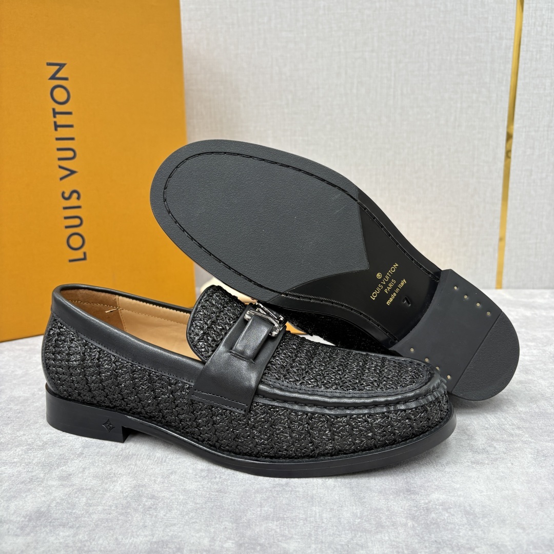 💋💍L家新品 LOUI* 乐福鞋皮鞋 官方 9,350 本款Major乐福鞋皮鞋 多样的材质与配色,是其