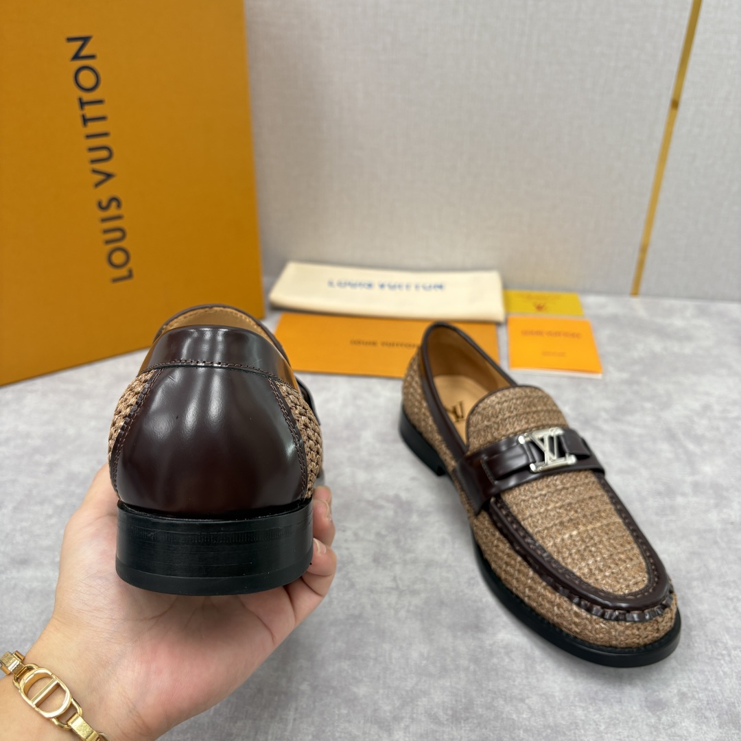 💋💍L家新品 LOUI* 乐福鞋皮鞋 官方 9,350 本款Major乐福鞋皮鞋 多样的材质与配色，是其