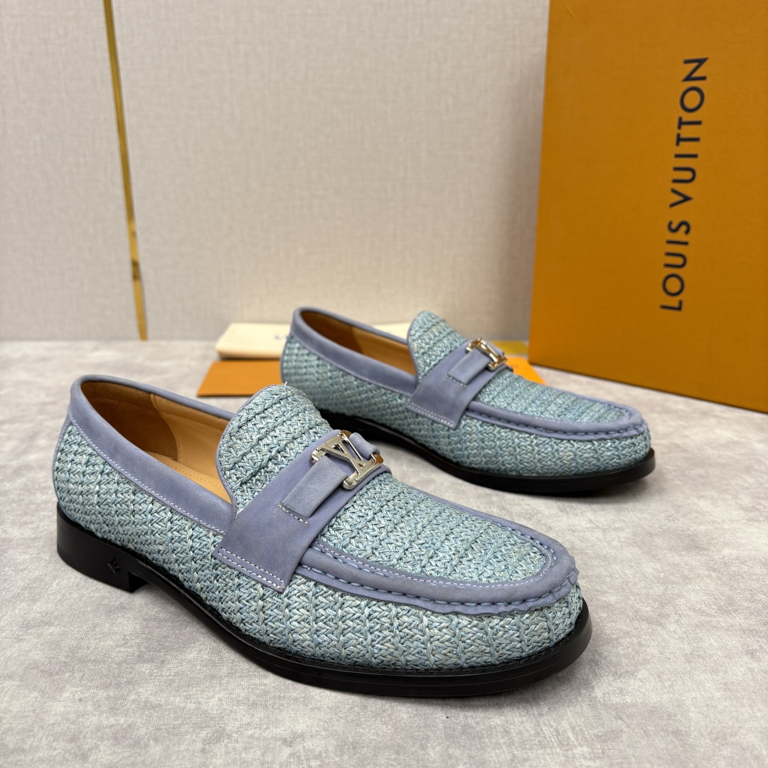 💋💍L家新品 LOUI* 乐福鞋皮鞋 官方 9,350 本款Major乐福鞋皮鞋 多样的材质与配色，是其