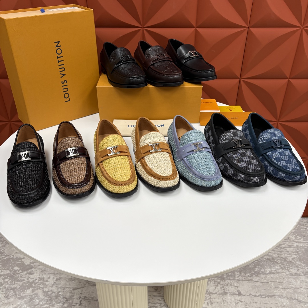 💋💍L家新品 LOUI* 乐福鞋皮鞋 官方 9,350 本款Major乐福鞋皮鞋 多样的材质与配色，是其