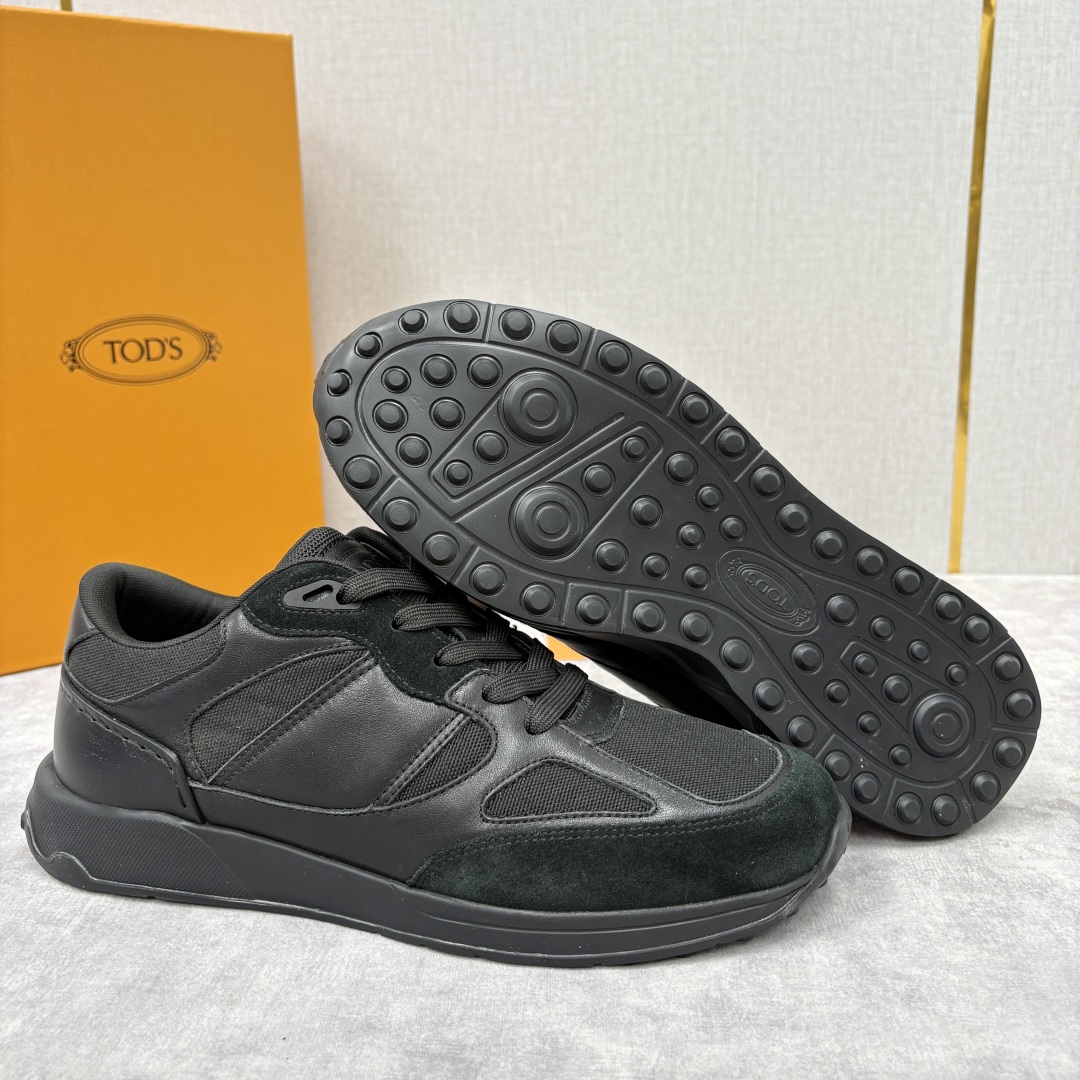 💋💍TOD*S 托德-斯 男士新品休闲运动鞋 官方 7,900 多种材质拼接撞色设计 本款运动休闲鞋糅合