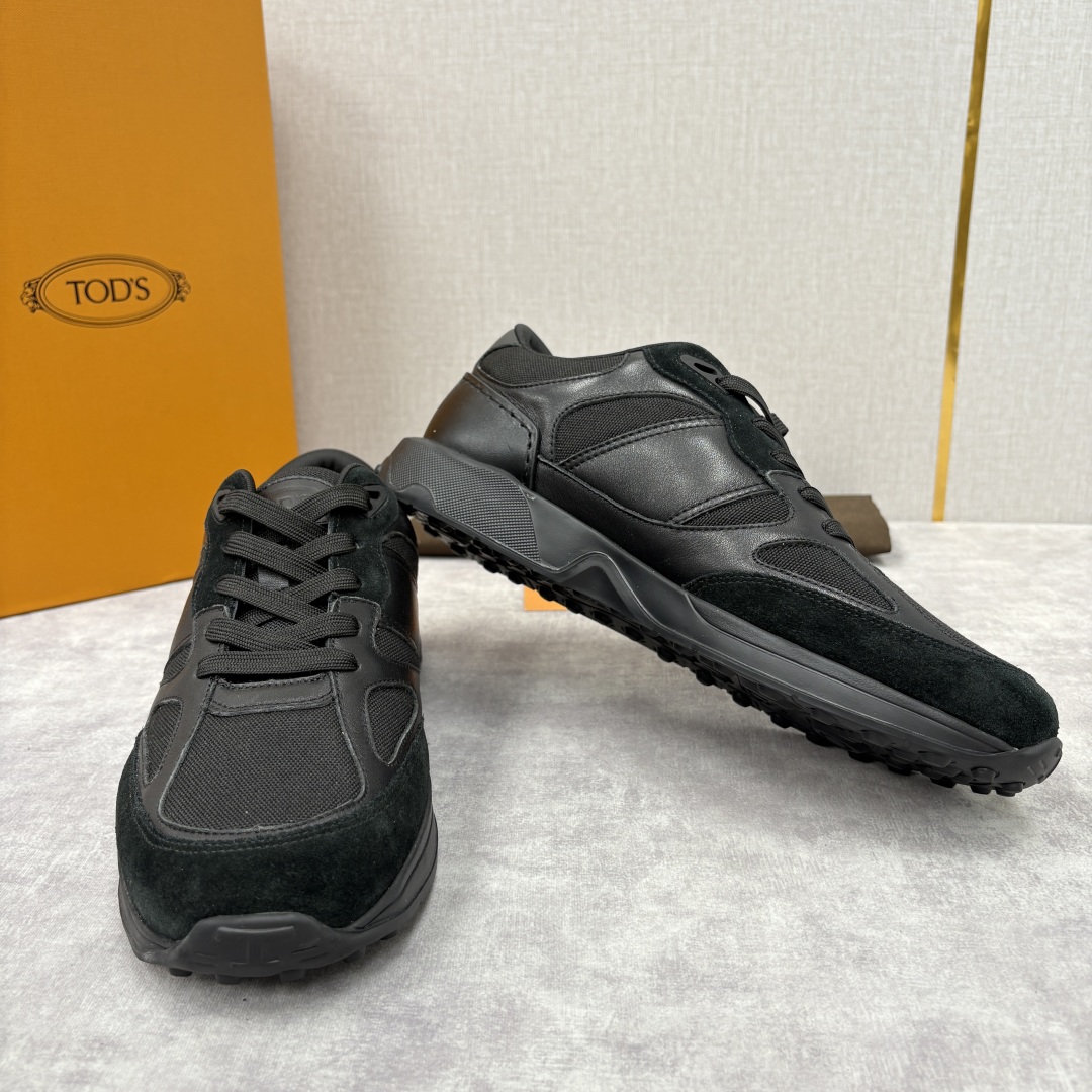 💋💍TOD*S 托德-斯 男士新品休闲运动鞋 官方 7,900 多种材质拼接撞色设计 本款运动休闲鞋糅合