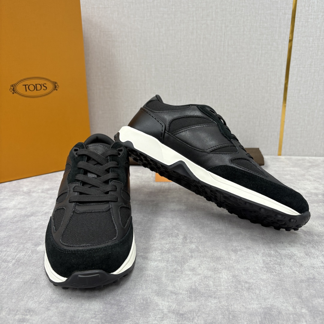 💋💍TOD*S 托德-斯 男士新品休闲运动鞋 官方 7,900 多种材质拼接撞色设计 本款运动休闲鞋糅合