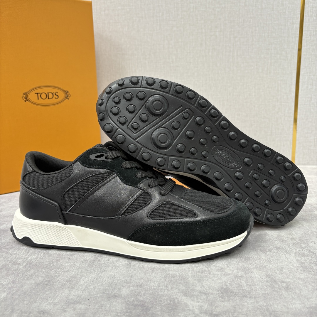 💋💍TOD*S 托德-斯 男士新品休闲运动鞋 官方 7,900 多种材质拼接撞色设计 本款运动休闲鞋糅合