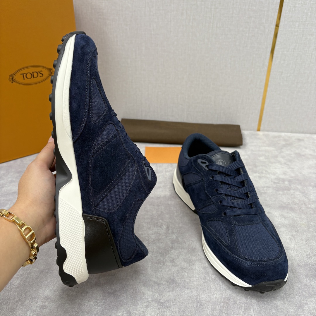 💋💍TOD*S 托德-斯 男士新品休闲运动鞋 官方 7,900 多种材质拼接撞色设计 本款运动休闲鞋糅合