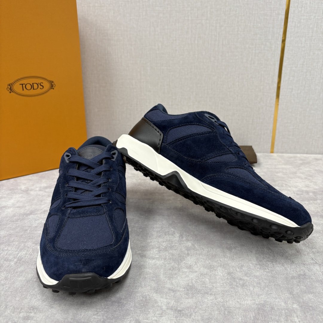 💋💍TOD*S 托德-斯 男士新品休闲运动鞋 官方 7,900 多种材质拼接撞色设计 本款运动休闲鞋糅合