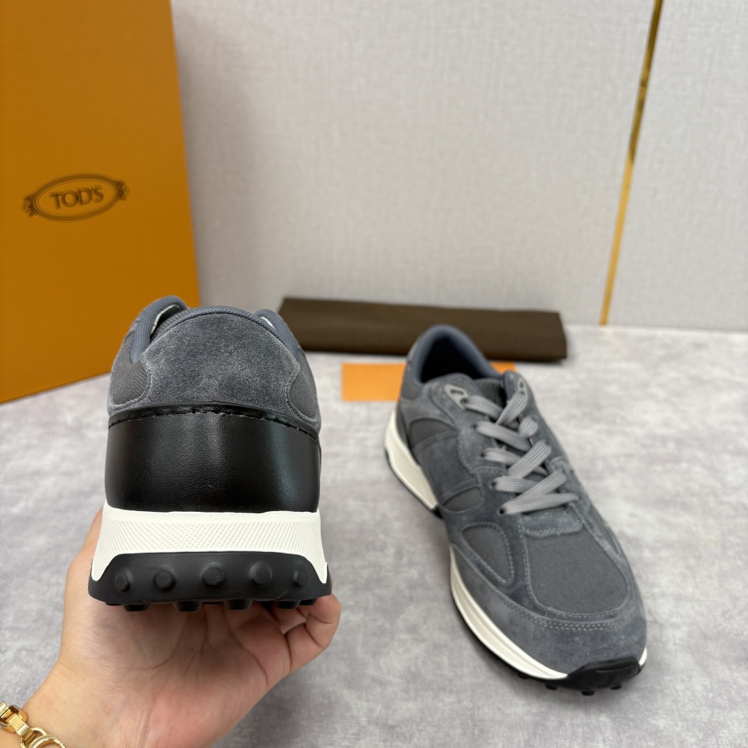 💋💍TOD*S 托德-斯 男士新品休闲运动鞋 官方 7,900 多种材质拼接撞色设计 本款运动休闲鞋糅合