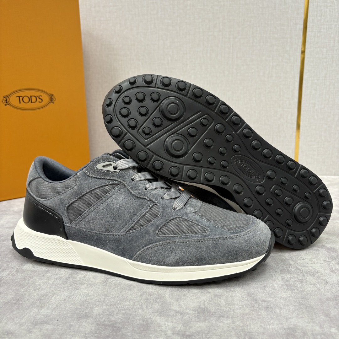 💋💍TOD*S 托德-斯 男士新品休闲运动鞋 官方 7,900 多种材质拼接撞色设计 本款运动休闲鞋糅合