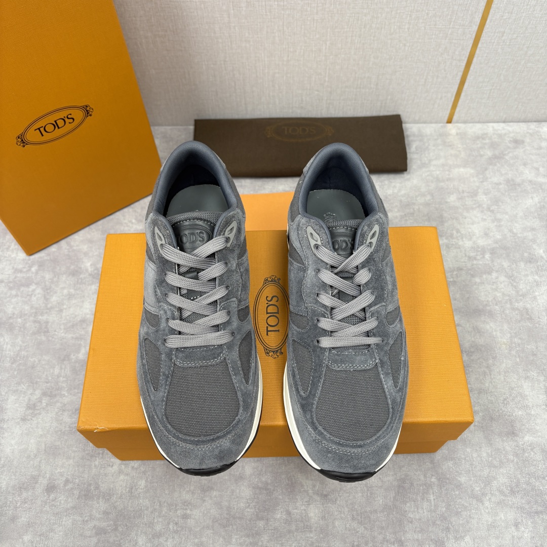 💋💍TOD*S 托德-斯 男士新品休闲运动鞋 官方 7,900 多种材质拼接撞色设计 本款运动休闲鞋糅合