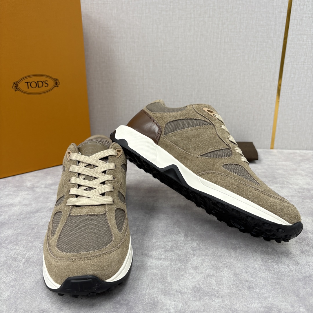 💋💍TOD*S 托德-斯 男士新品休闲运动鞋 官方 7,900 多种材质拼接撞色设计 本款运动休闲鞋糅合