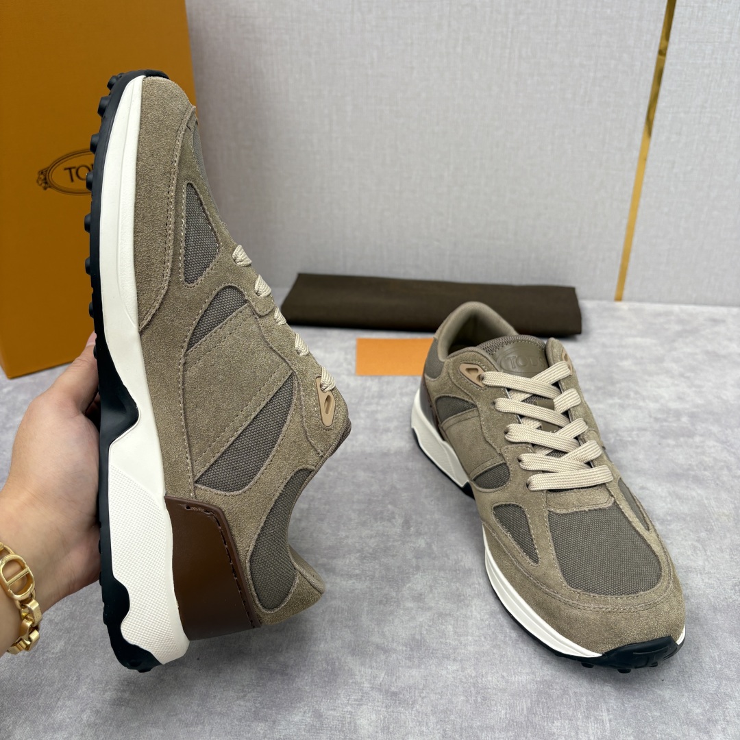 💋💍TOD*S 托德-斯 男士新品休闲运动鞋 官方 7,900 多种材质拼接撞色设计 本款运动休闲鞋糅合