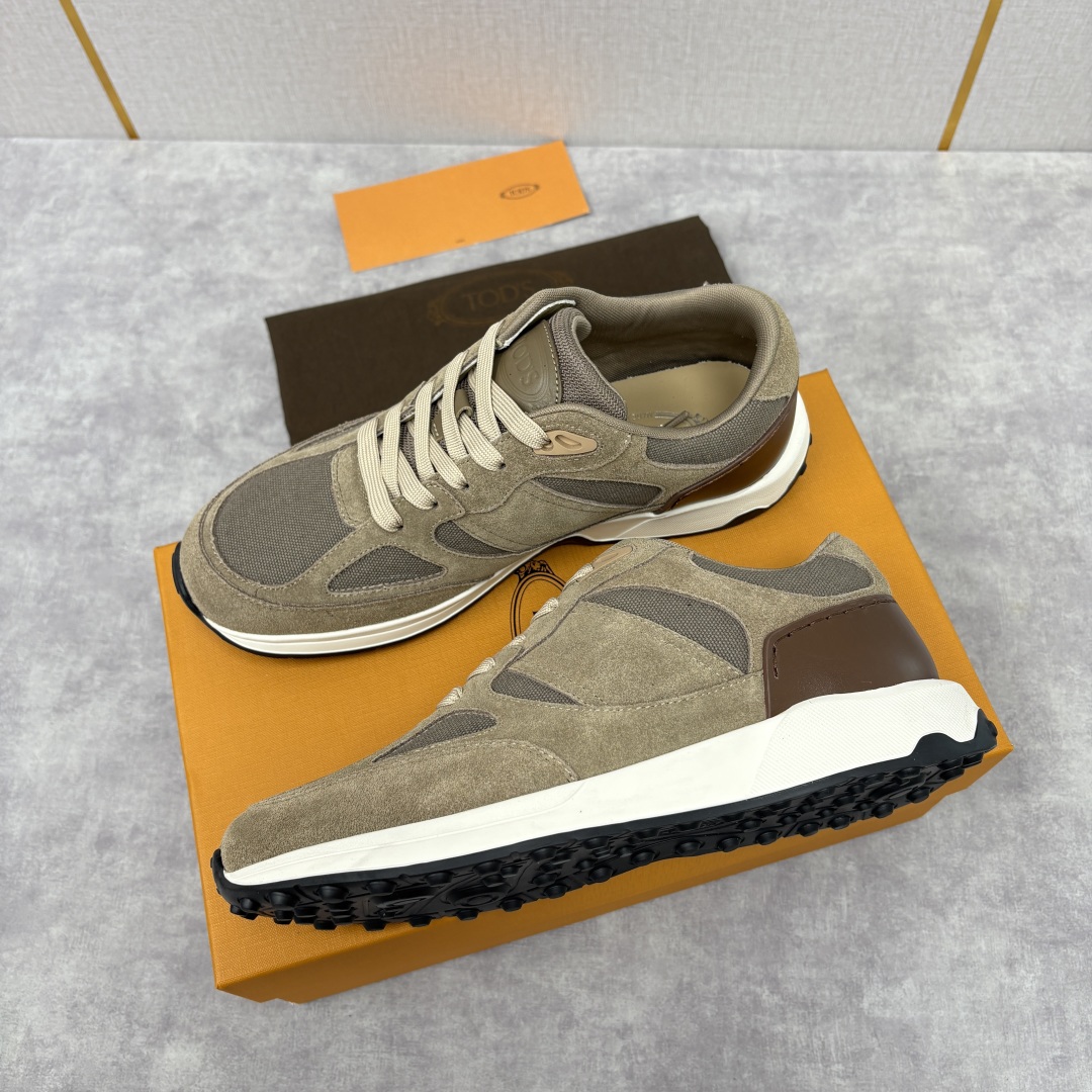 💋💍TOD*S 托德-斯 男士新品休闲运动鞋 官方 7,900 多种材质拼接撞色设计 本款运动休闲鞋糅合