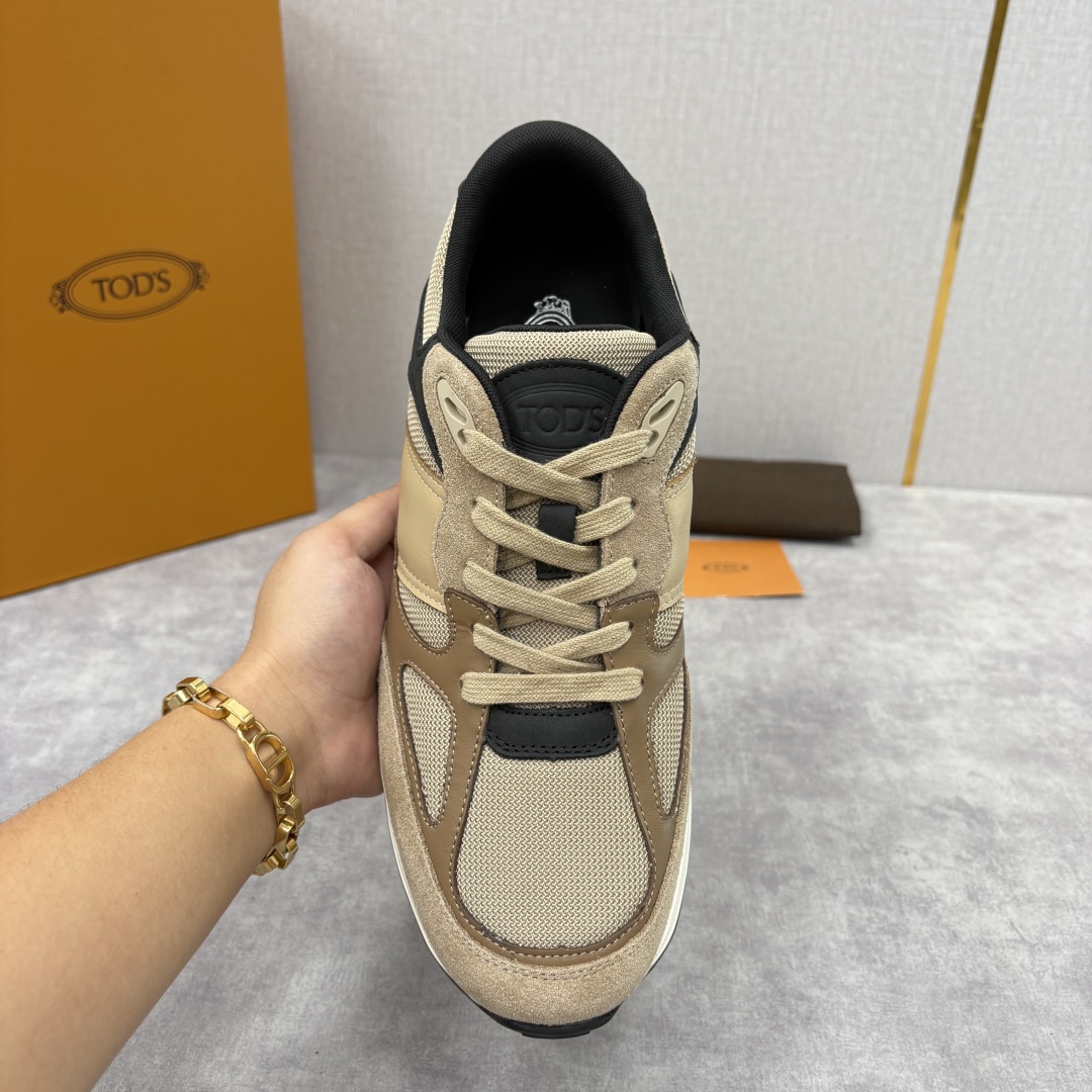 💋💍TOD*S 托德-斯 男士新品休闲运动鞋 官方 7,900 多种材质拼接撞色设计 本款运动休闲鞋糅合