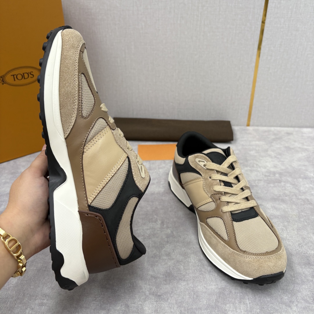 💋💍TOD*S 托德-斯 男士新品休闲运动鞋 官方 7,900 多种材质拼接撞色设计 本款运动休闲鞋糅合
