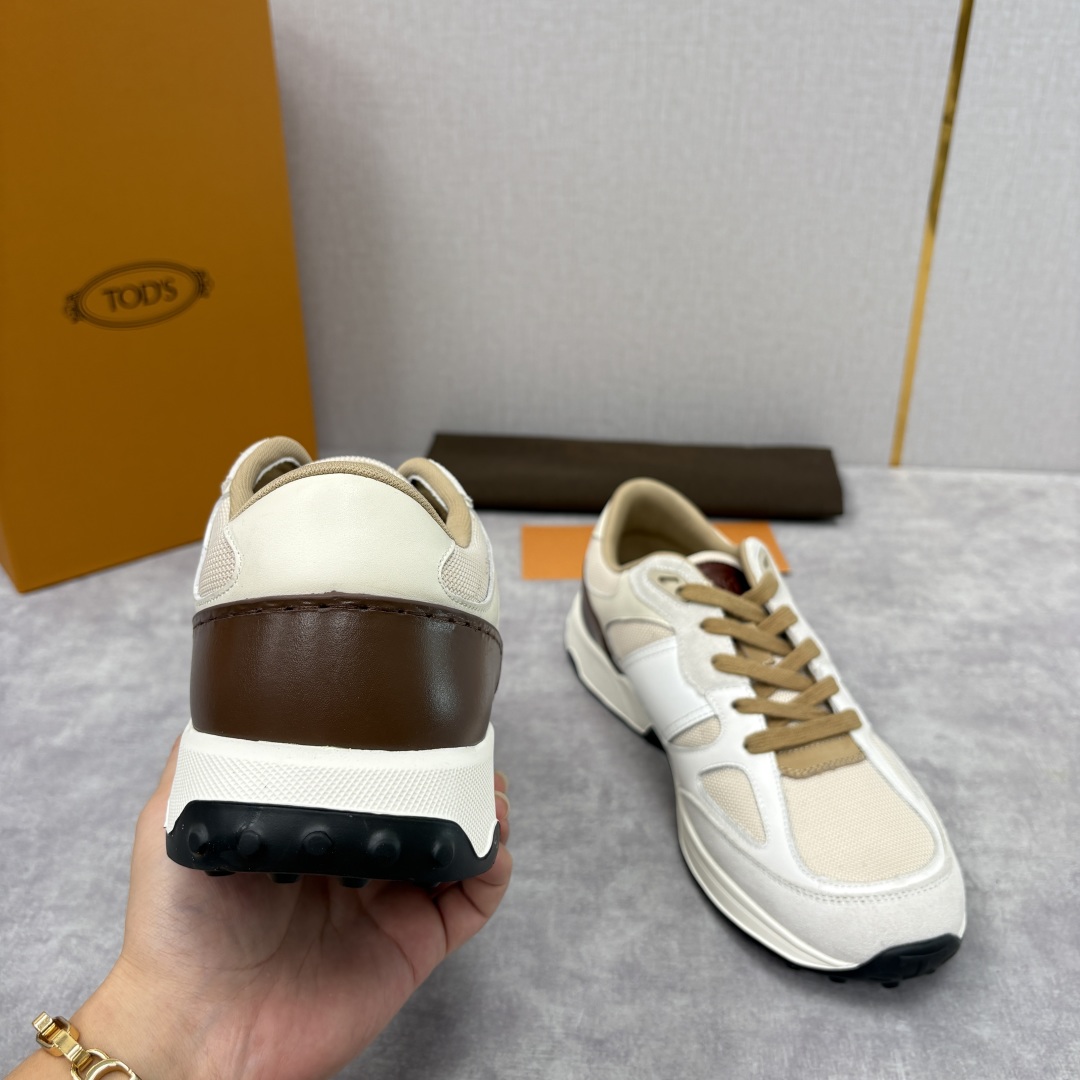 💋💍TOD*S 托德-斯 男士新品休闲运动鞋 官方 7,900 多种材质拼接撞色设计 本款运动休闲鞋糅合