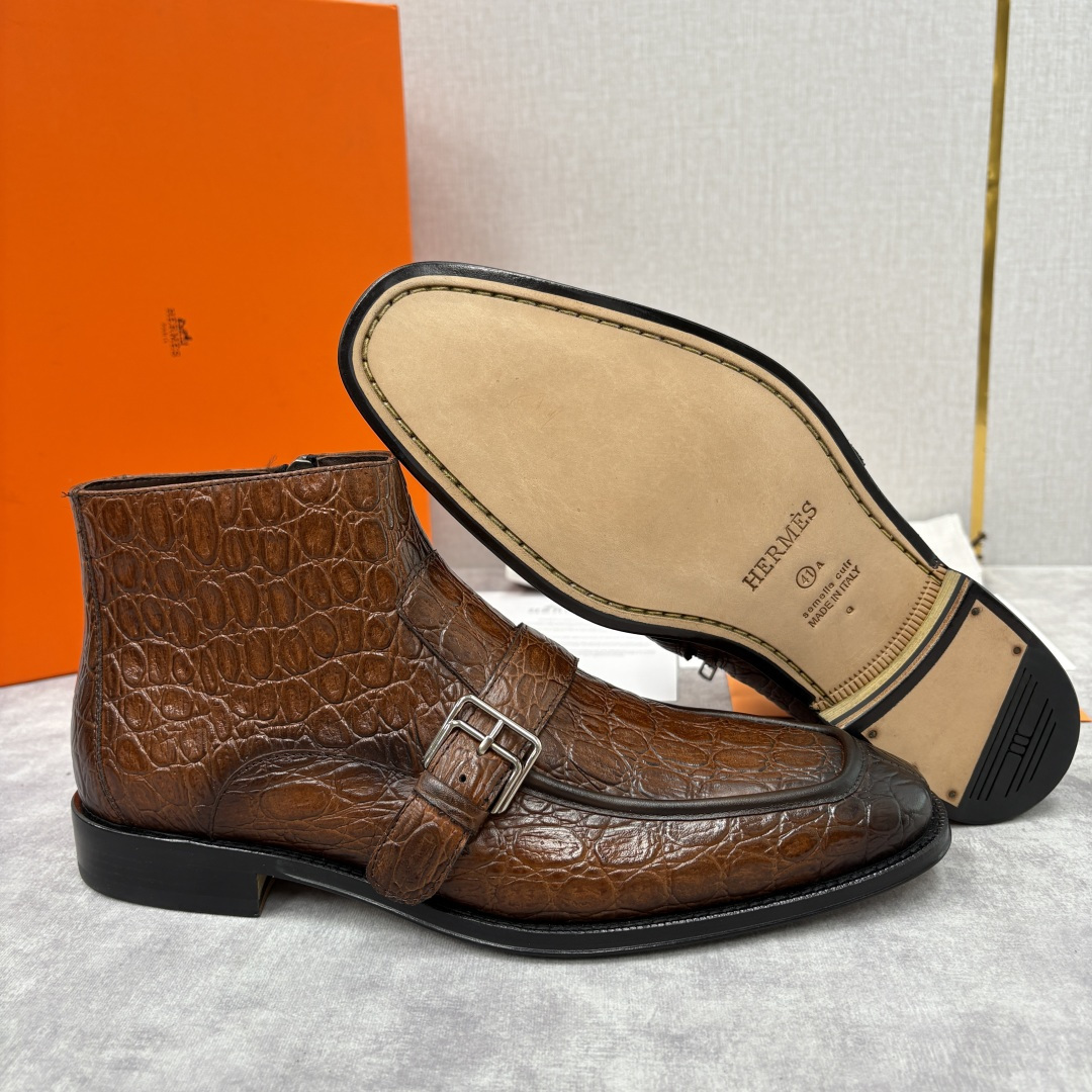 💋💍H家新品 爱马-仕 Hermè*s 鳄鱼纹男士短靴皮靴 奢华匠艺与绅士格调的巅峰融合 精选进口鳄鱼纹