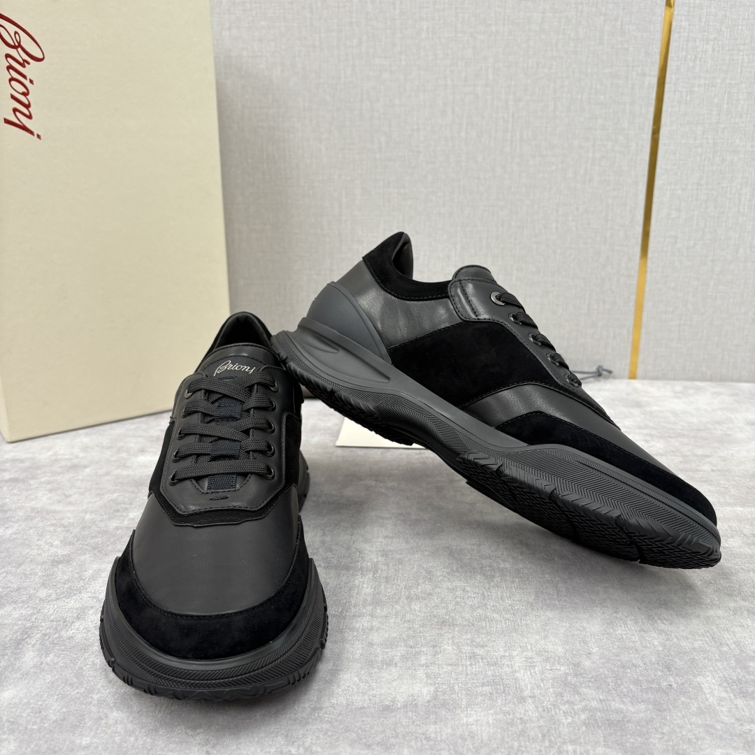💋💍 Brion* (布里-奥尼) 男士新款休闲运动鞋跑鞋 意式奢华与运动风尚的优雅融合 该品牌于194