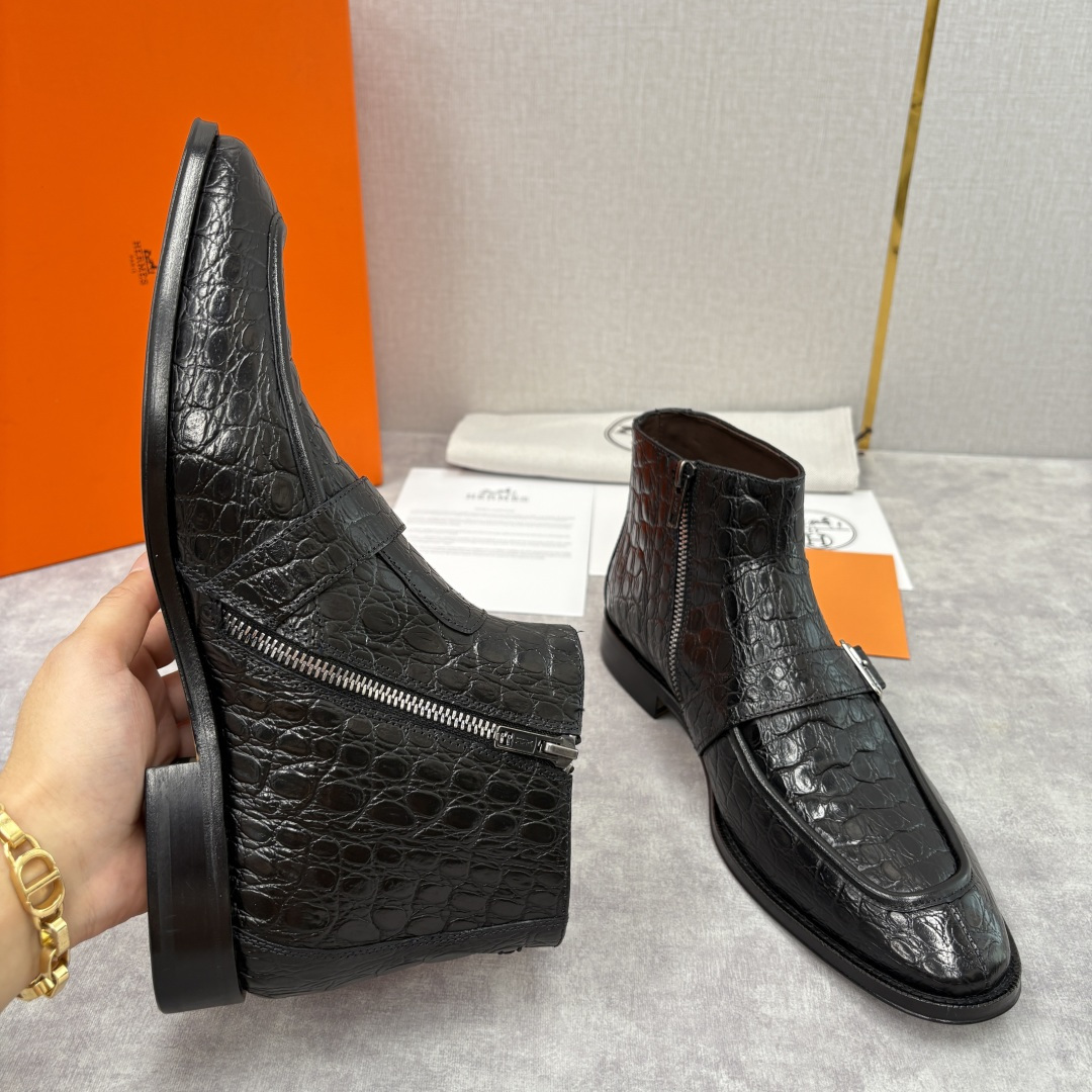 💋💍H家新品 爱马-仕 Hermè*s 鳄鱼纹男士短靴皮靴 奢华匠艺与绅士格调的巅峰融合 精选进口鳄鱼纹
