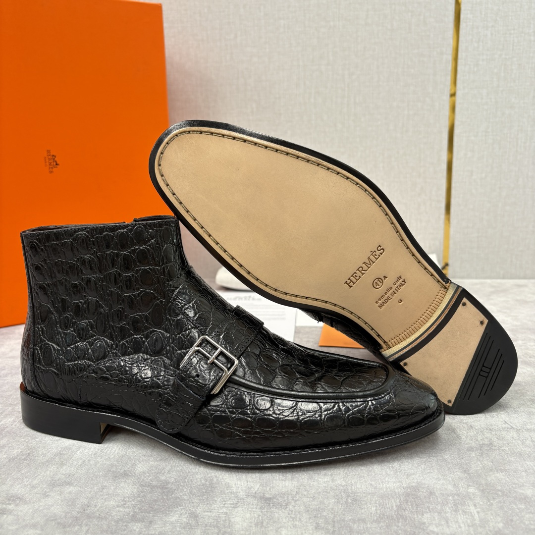 💋💍H家新品 爱马-仕 Hermè*s 鳄鱼纹男士短靴皮靴 奢华匠艺与绅士格调的巅峰融合 精选进口鳄鱼纹