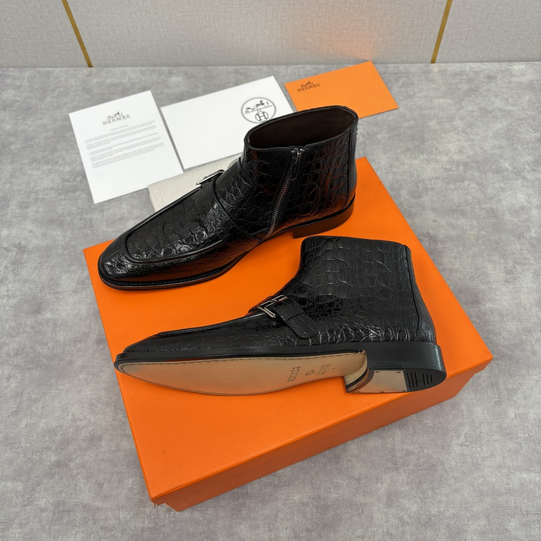 💋💍H家新品 爱马-仕 Hermè*s 鳄鱼纹男士短靴皮靴 奢华匠艺与绅士格调的巅峰融合 精选进口鳄鱼纹