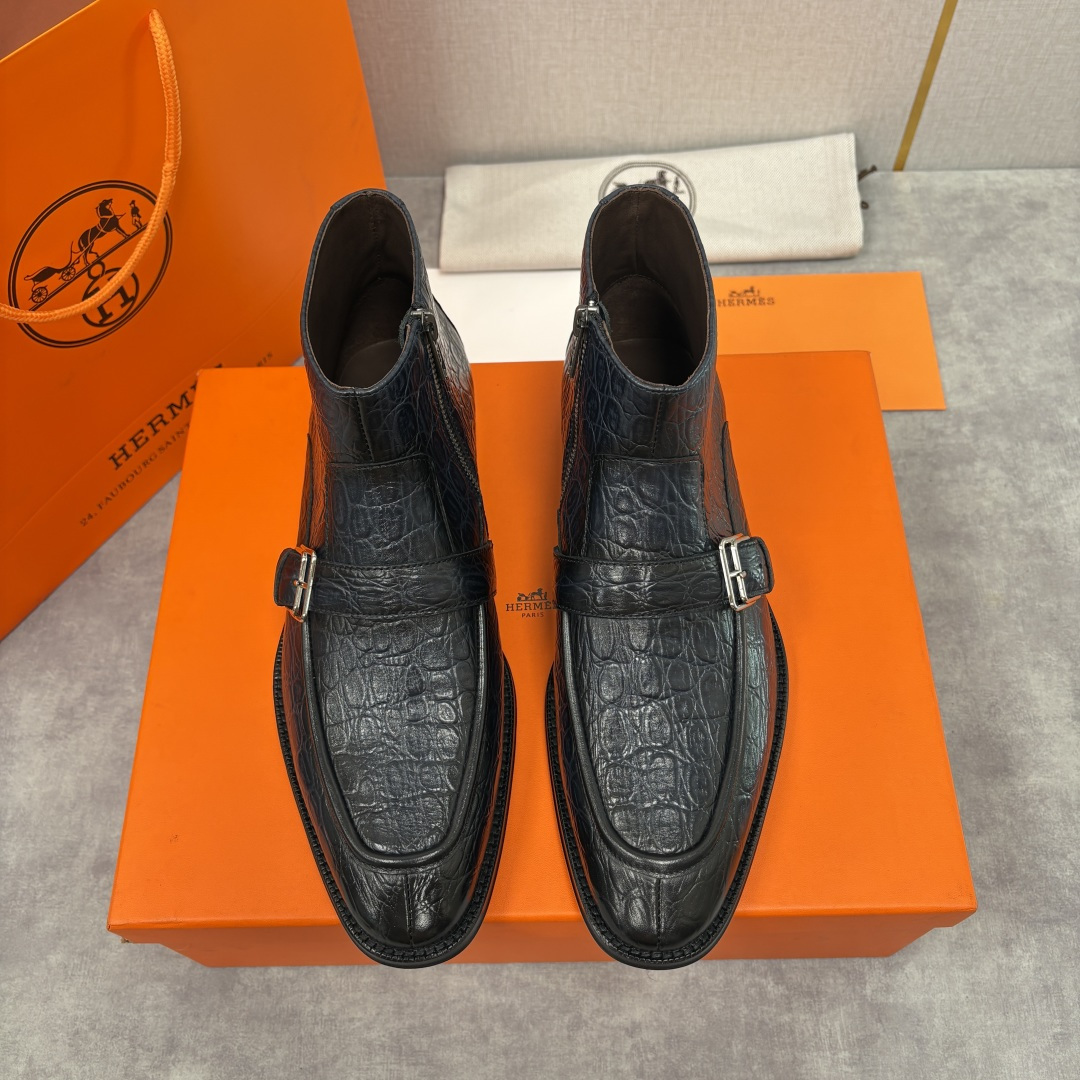 💋💍H家新品 爱马-仕 Hermè*s 鳄鱼纹男士短靴皮靴 奢华匠艺与绅士格调的巅峰融合 精选进口鳄鱼纹