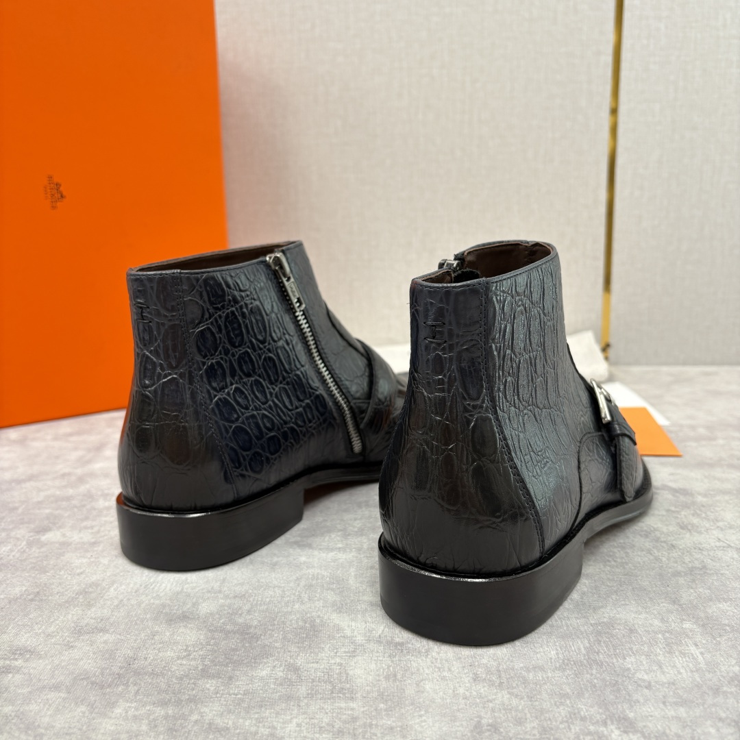 💋💍H家新品 爱马-仕 Hermè*s 鳄鱼纹男士短靴皮靴 奢华匠艺与绅士格调的巅峰融合 精选进口鳄鱼纹