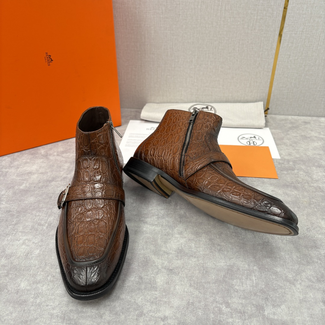 💋💍H家新品 爱马-仕 Hermè*s 鳄鱼纹男士短靴皮靴 奢华匠艺与绅士格调的巅峰融合 精选进口鳄鱼纹