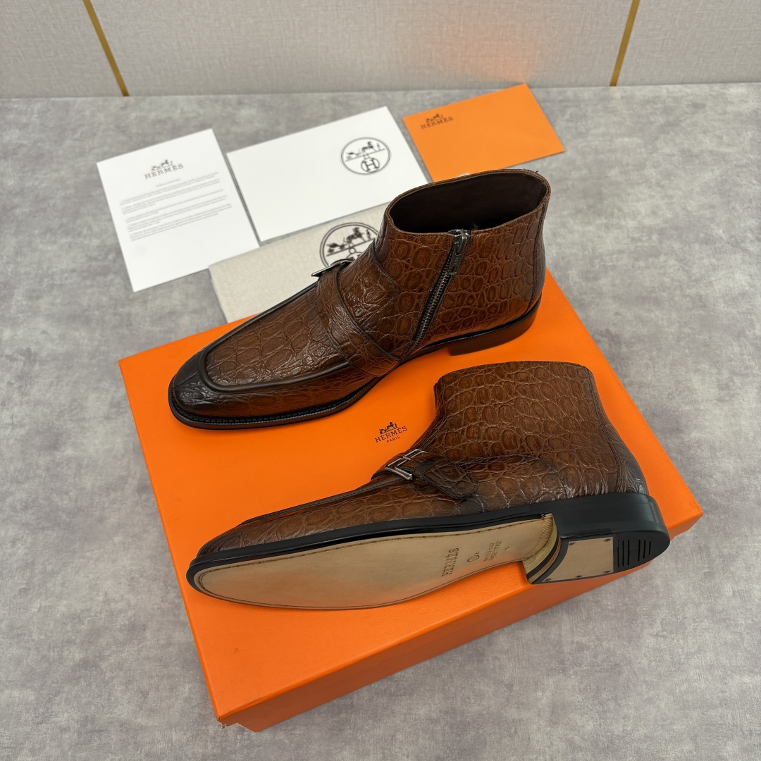 💋💍H家新品 爱马-仕 Hermè*s 鳄鱼纹男士短靴皮靴 奢华匠艺与绅士格调的巅峰融合 精选进口鳄鱼纹