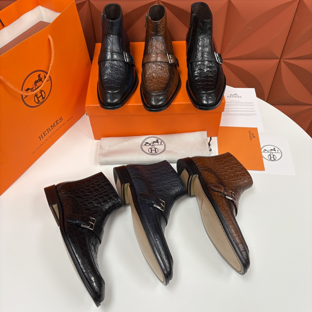 💋💍H家新品 爱马-仕 Hermè*s 鳄鱼纹男士短靴皮靴 奢华匠艺与绅士格调的巅峰融合 精选进口鳄鱼纹