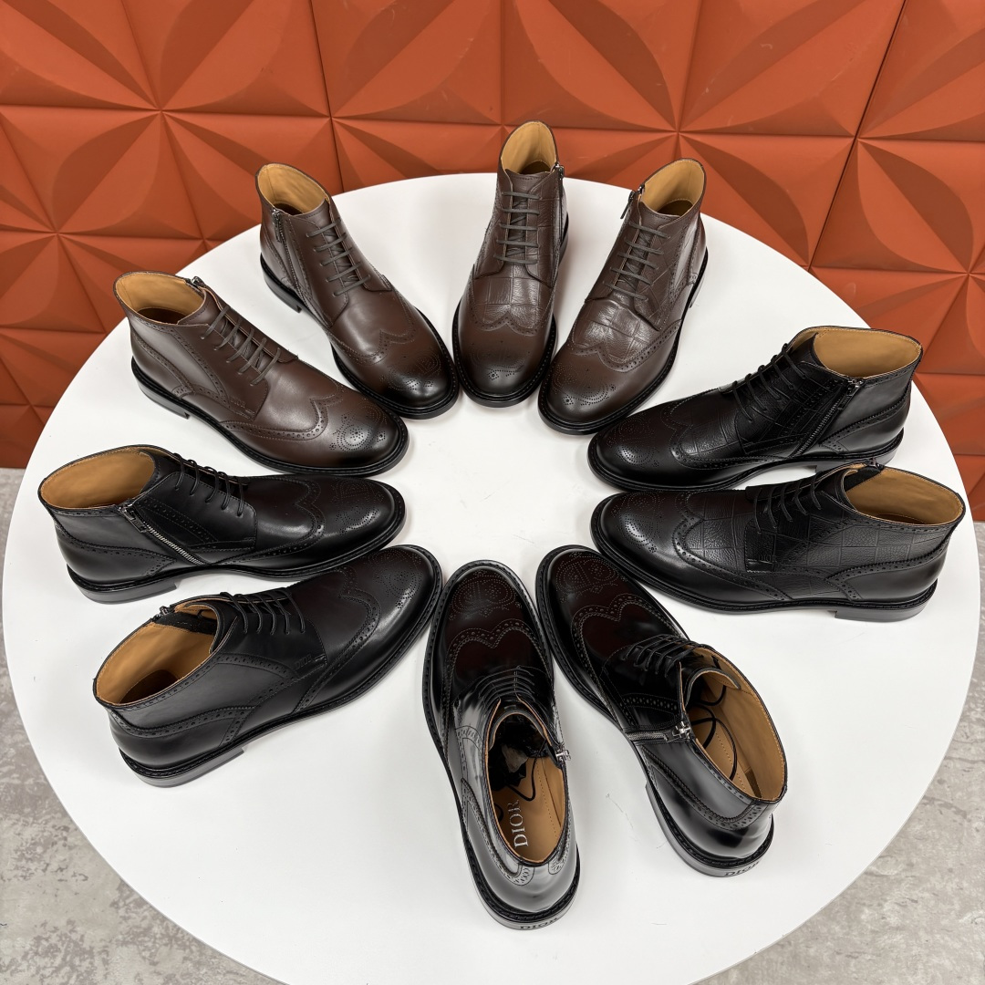 💋💍CD家新品 Dio*r 迪-奥 男士布洛克短靴 中帮皮靴 法式奢华与英伦雅痞的跨界杰作 高定基因邂逅