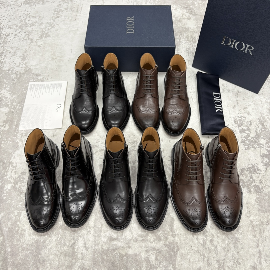 💋💍CD家新品 Dio*r 迪-奥 男士布洛克短靴 中帮皮靴 法式奢华与英伦雅痞的跨界杰作 高定基因邂逅