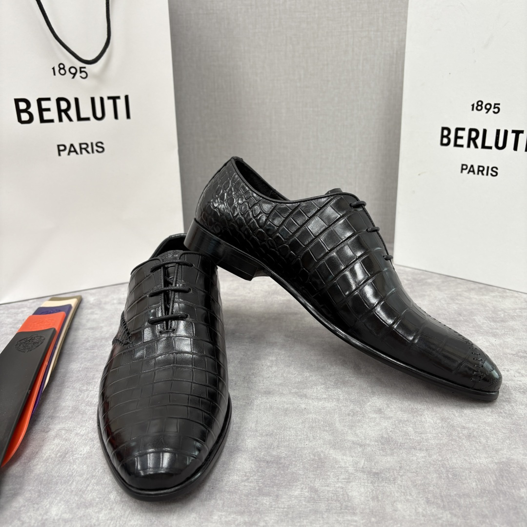 💋💍Berlut* 布鲁提 新款男士手工擦色正装皮鞋上新🆕 奢华与匠心的完美融合。甄选优质进口鳄鱼🐊压纹