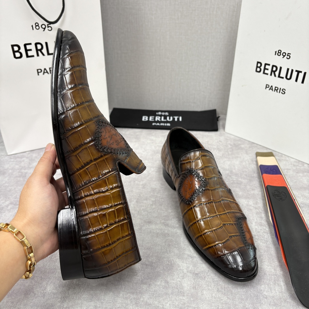 💋💍Berlut* 布鲁提 新款男士手工擦色鳄鱼纹乐福鞋正装皮鞋上新🆕 奢华与匠心的完美融合。甄选优质进