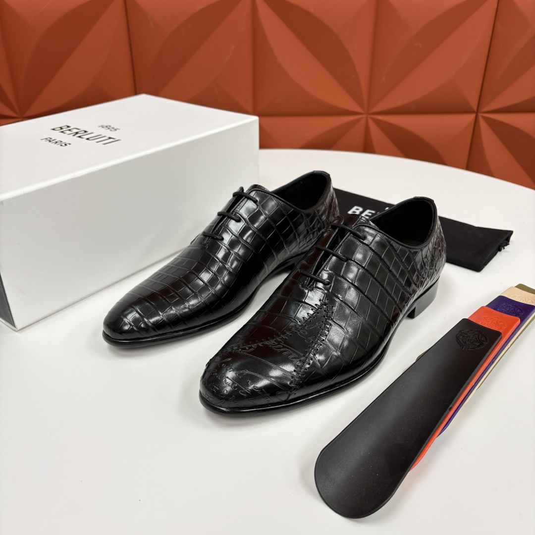 💋💍Berlut* 布鲁提 新款男士手工擦色正装皮鞋上新🆕 奢华与匠心的完美融合。甄选优质进口鳄鱼🐊压纹